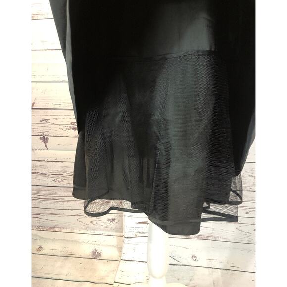 BCBG Maxazria ruched Sequence black cocktail deep V front open back dress size 4 - Picture 11 of 12